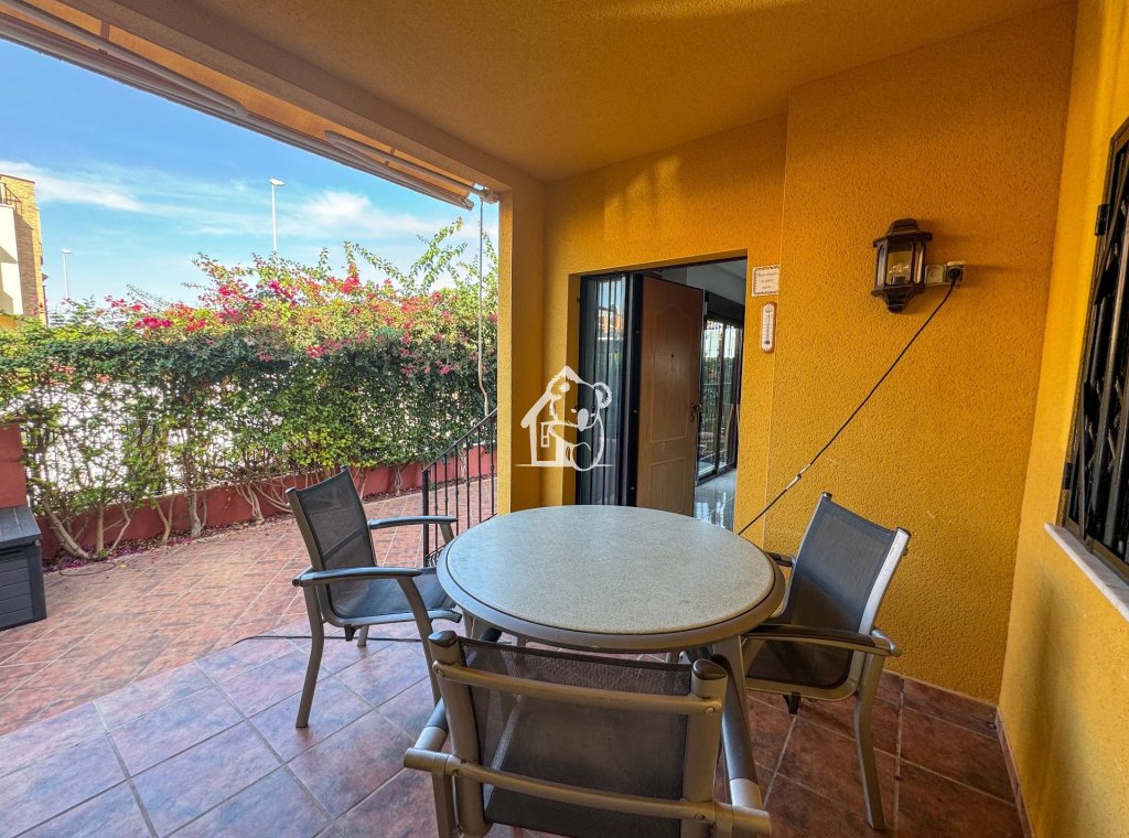 Арендовать - Квартира / квартира - Orihuela Costa