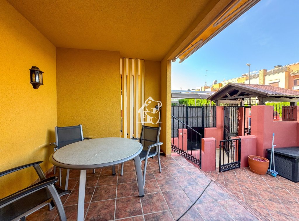 Арендовать - Квартира / квартира - Orihuela Costa
