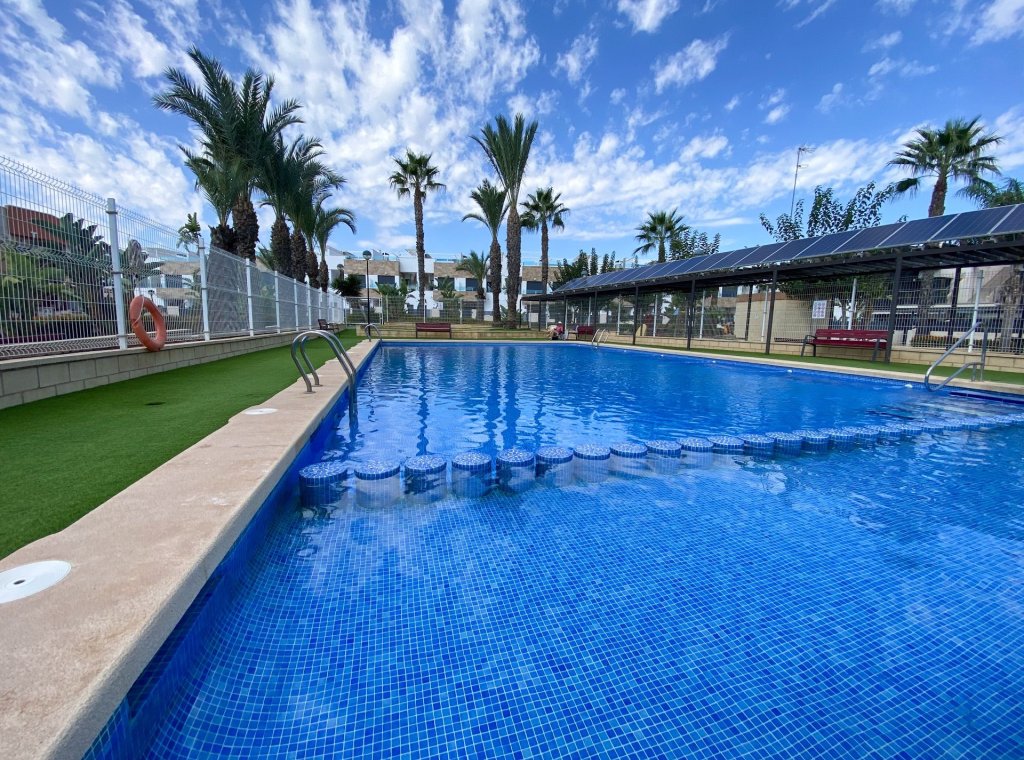 Арендовать - Квартира / квартира - Orihuela Costa