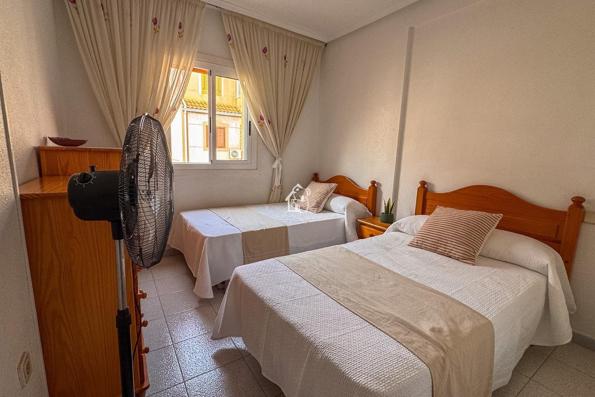 Арендовать - Квартира / квартира - Torrevieja - El Acequión - Los Náufragos