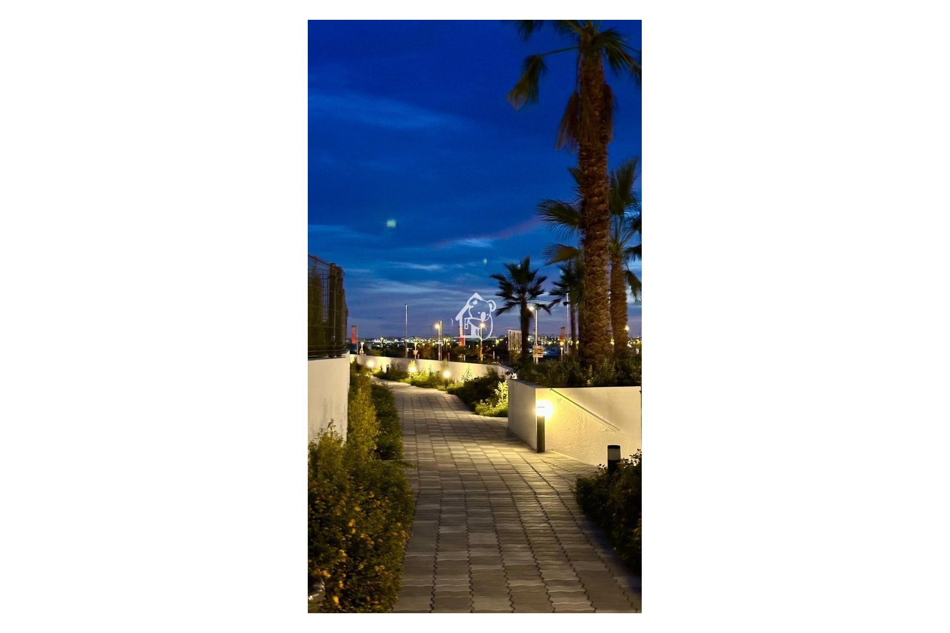 Арендовать - Квартира / квартира - Torrevieja - La Siesta - El Salado -  Torreta