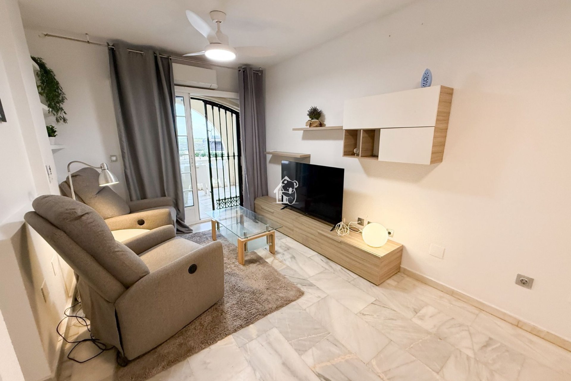 Арендовать - Квартира / квартира - Torrevieja - Playa de los Locos