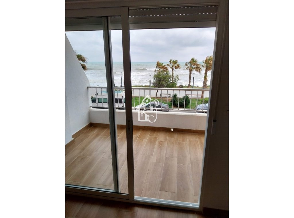 Арендовать - Квартира / квартира - Torrevieja - Playa del Cura