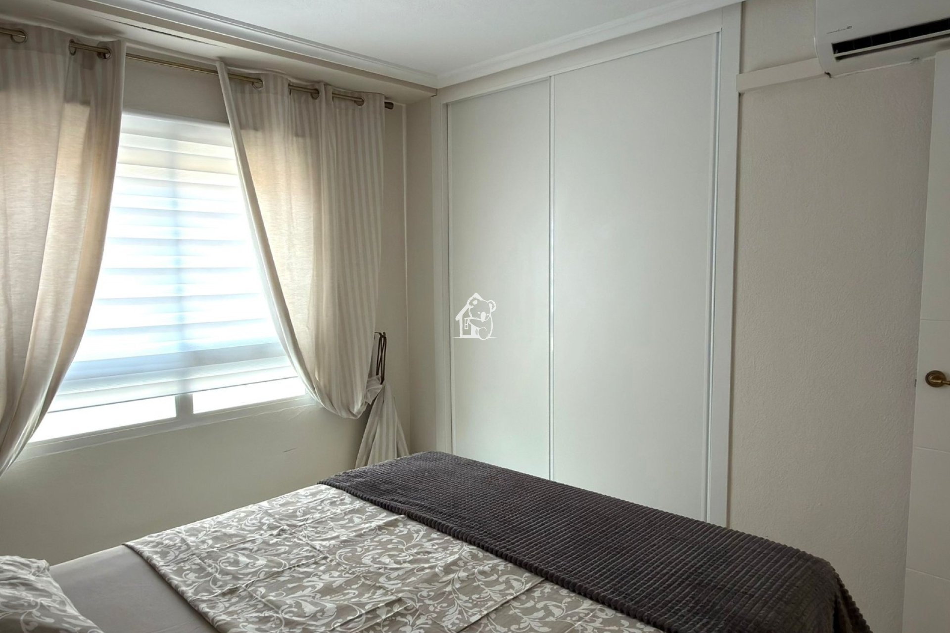 Арендовать - Квартира / квартира - Torrevieja - Playa del Cura