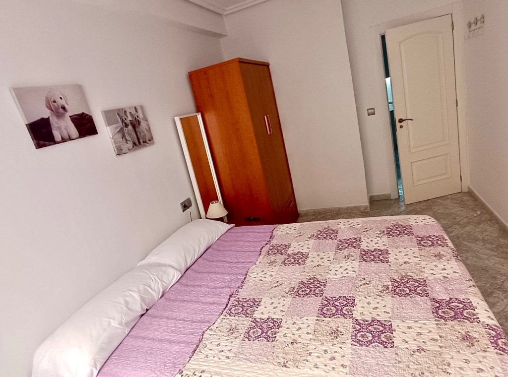 Арендовать - Квартира / квартира - Torrevieja - Playa del Cura