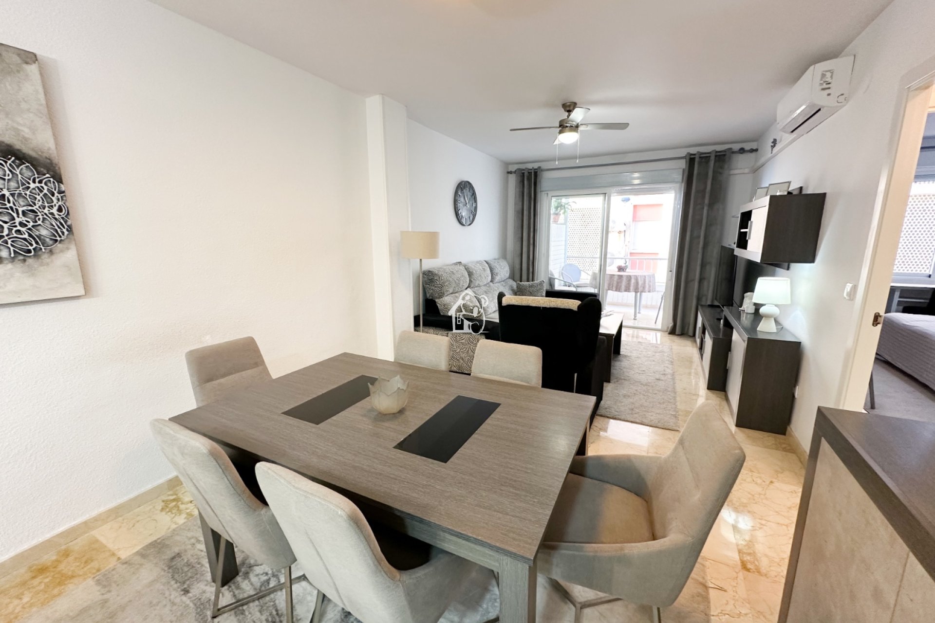 Арендовать - Квартира / квартира - Torrevieja - Playa del Cura