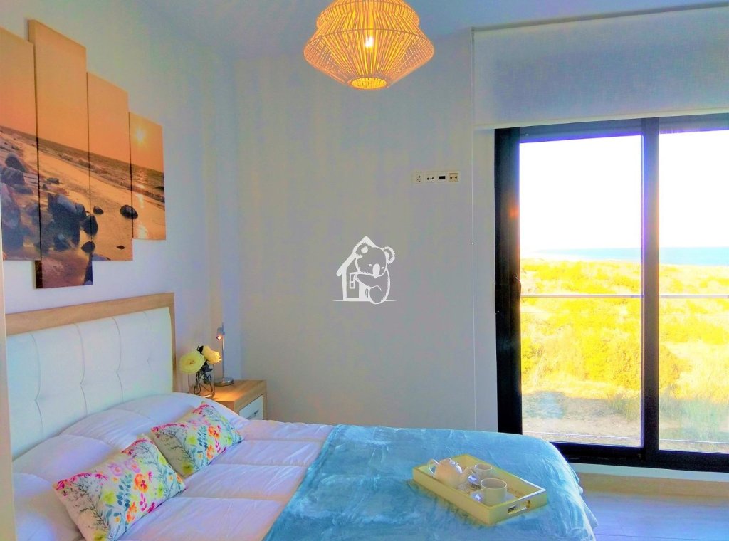 Арендовать - Квартира / квартира - Torrevieja - Torrelamata - La Mata