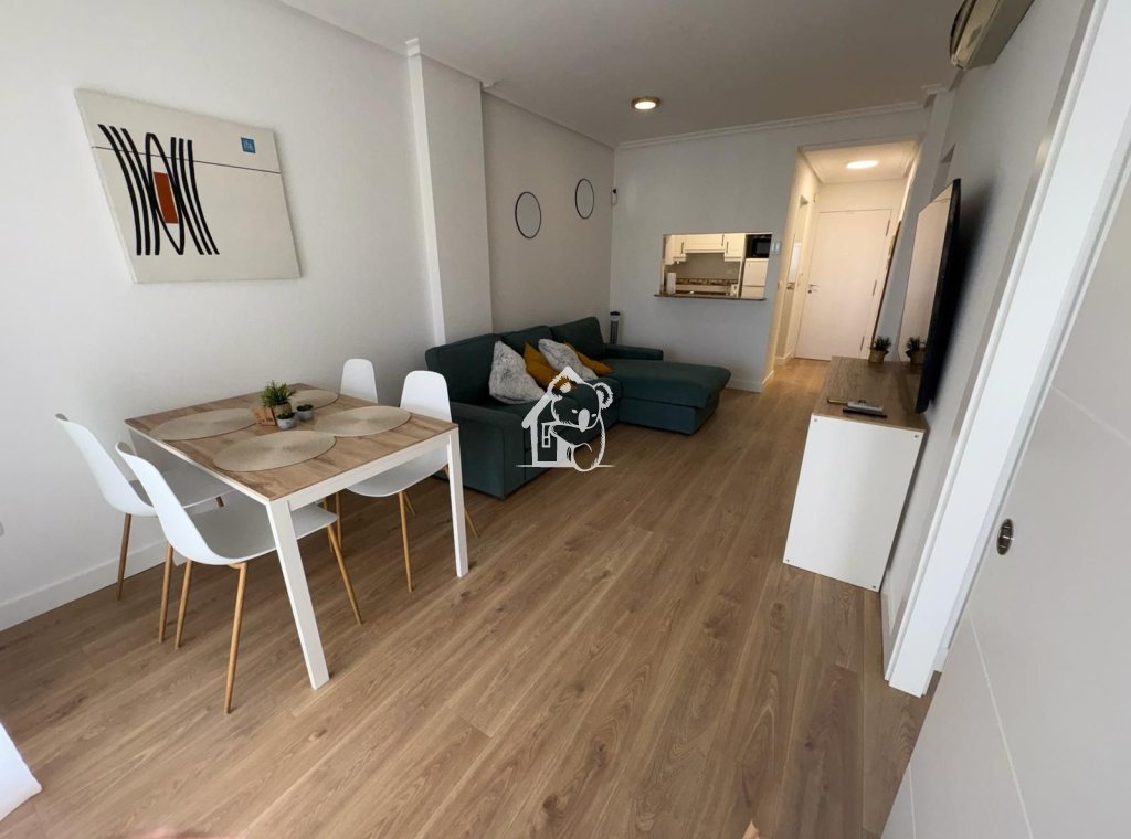 Арендовать - Квартира / квартира - Torrevieja - Torrelamata - La Mata