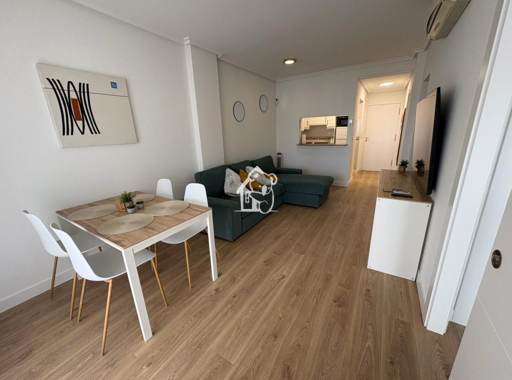 Арендовать - Квартира / квартира - Torrevieja - Torrelamata - La Mata