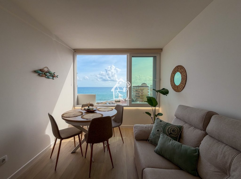 Арендовать - Квартира / квартира - Torrevieja - Torrelamata - La Mata