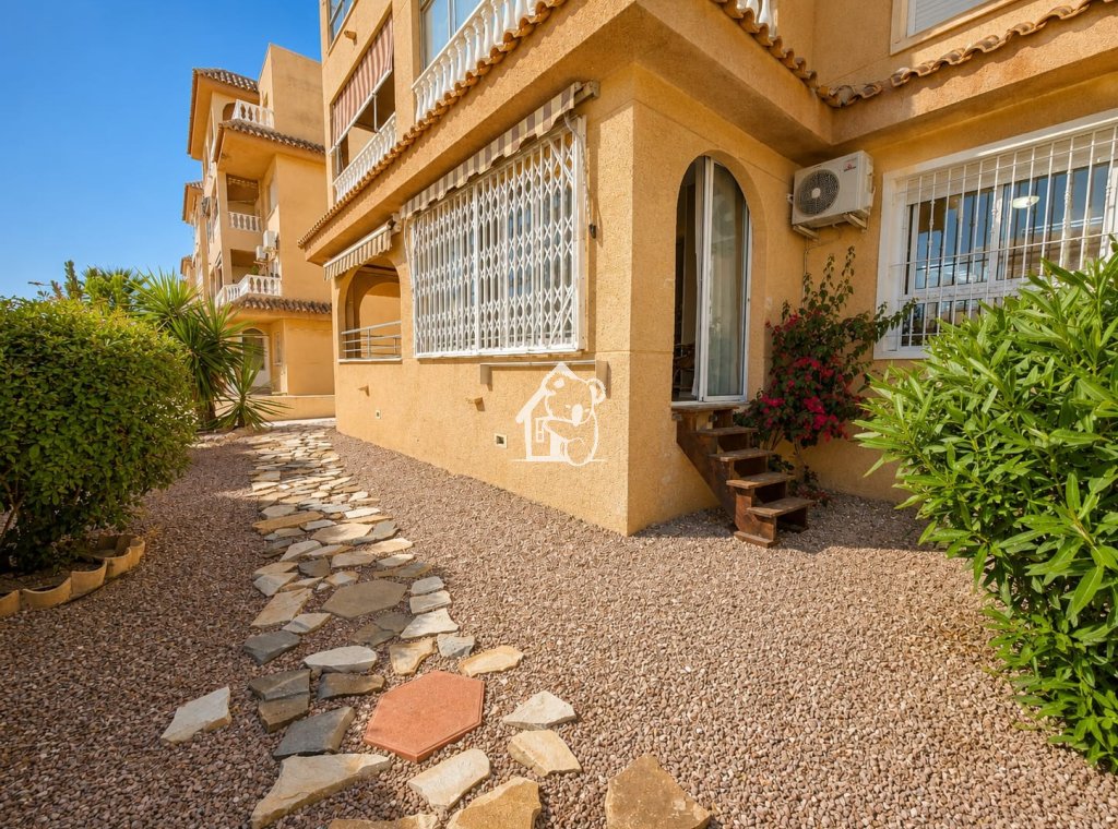 Арендовать - Квартира / квартира - Torrevieja - Torrelamata - La Mata