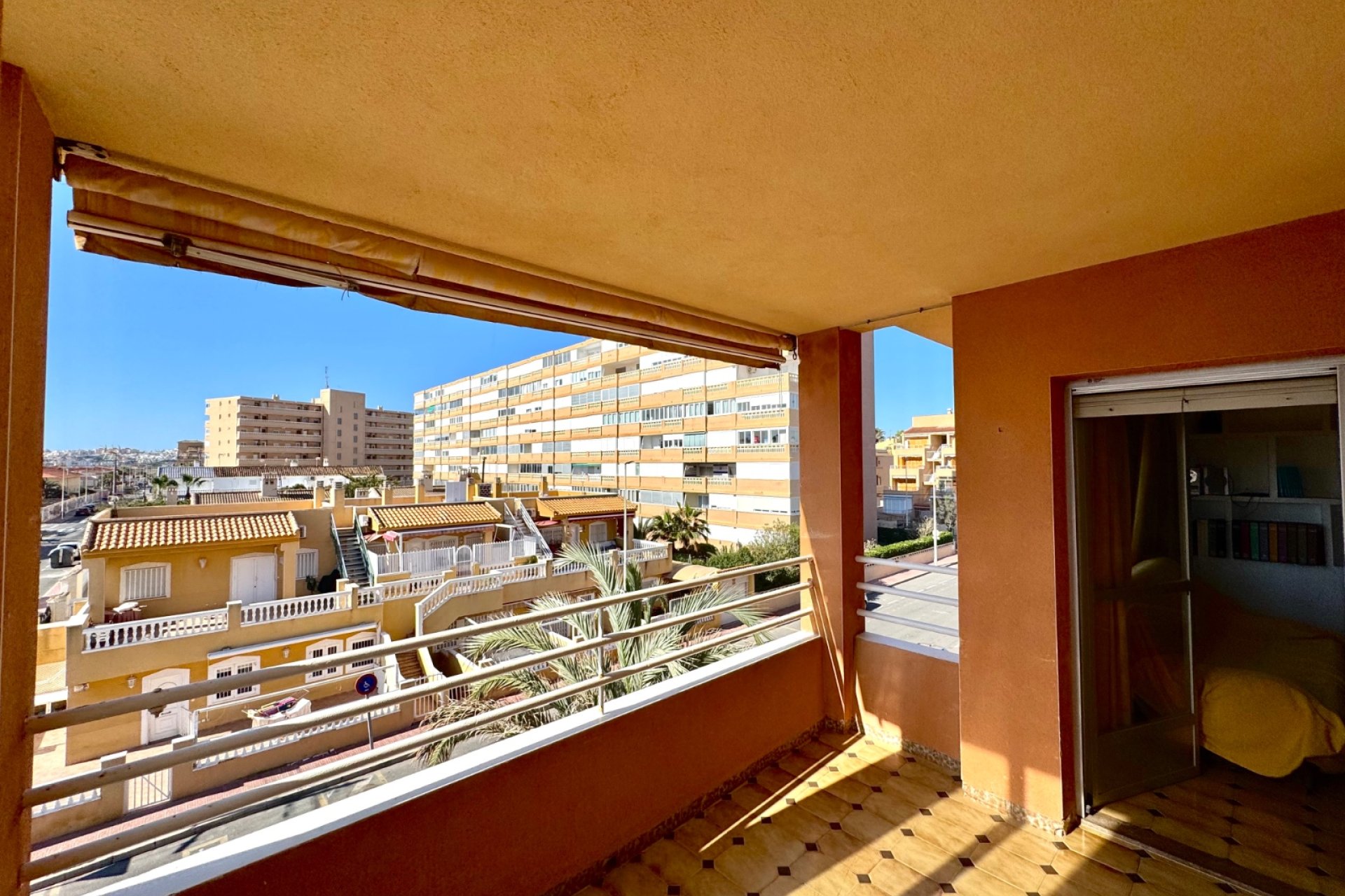 Арендовать - Квартира / квартира - Torrevieja - Torrelamata - La Mata