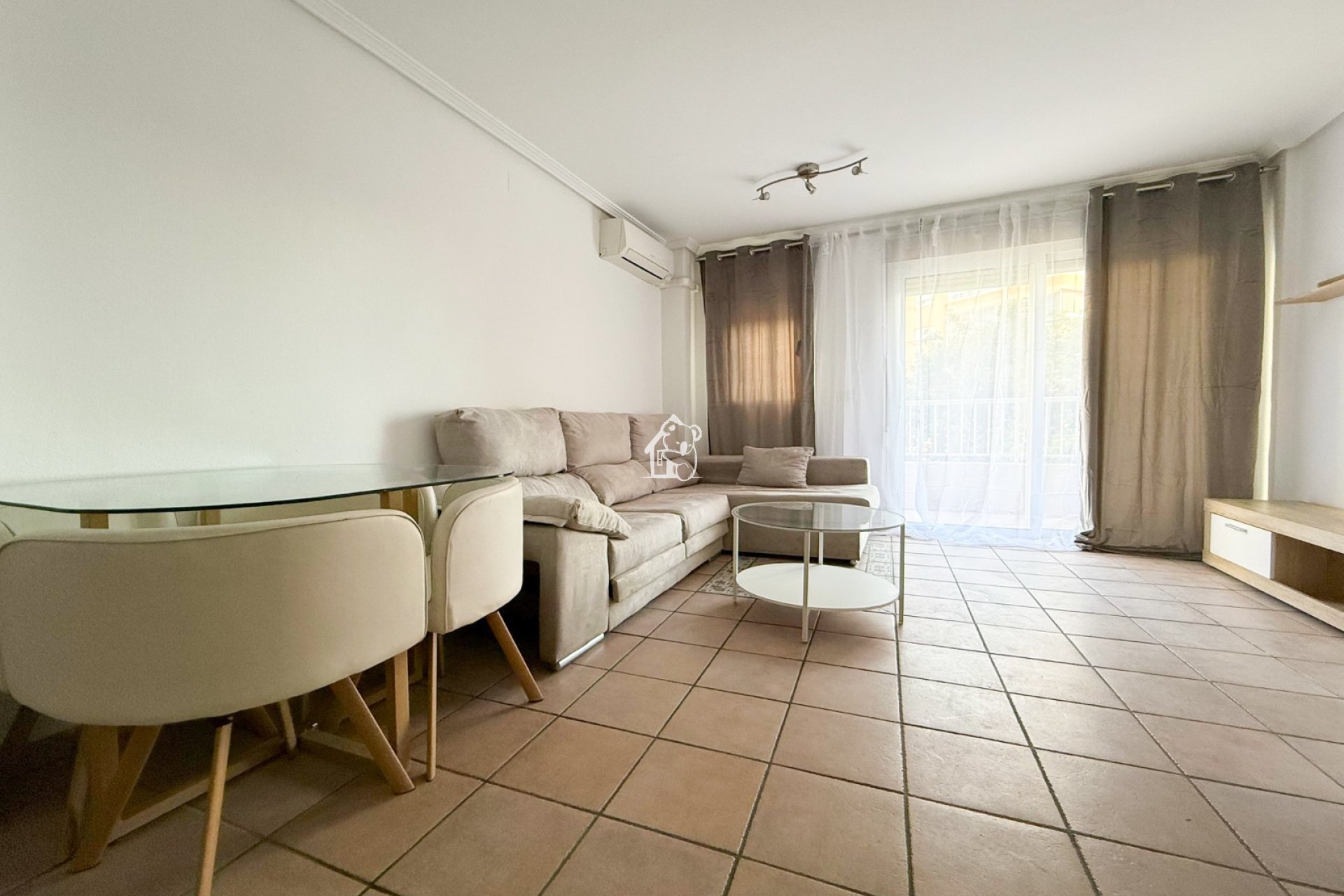 Арендовать - Квартира / квартира - Torrevieja - Torrevieja Centro