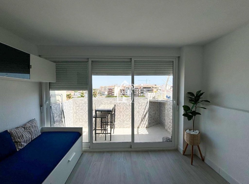 Арендовать - Квартира / квартира - Torrevieja - Torrevieja Centro