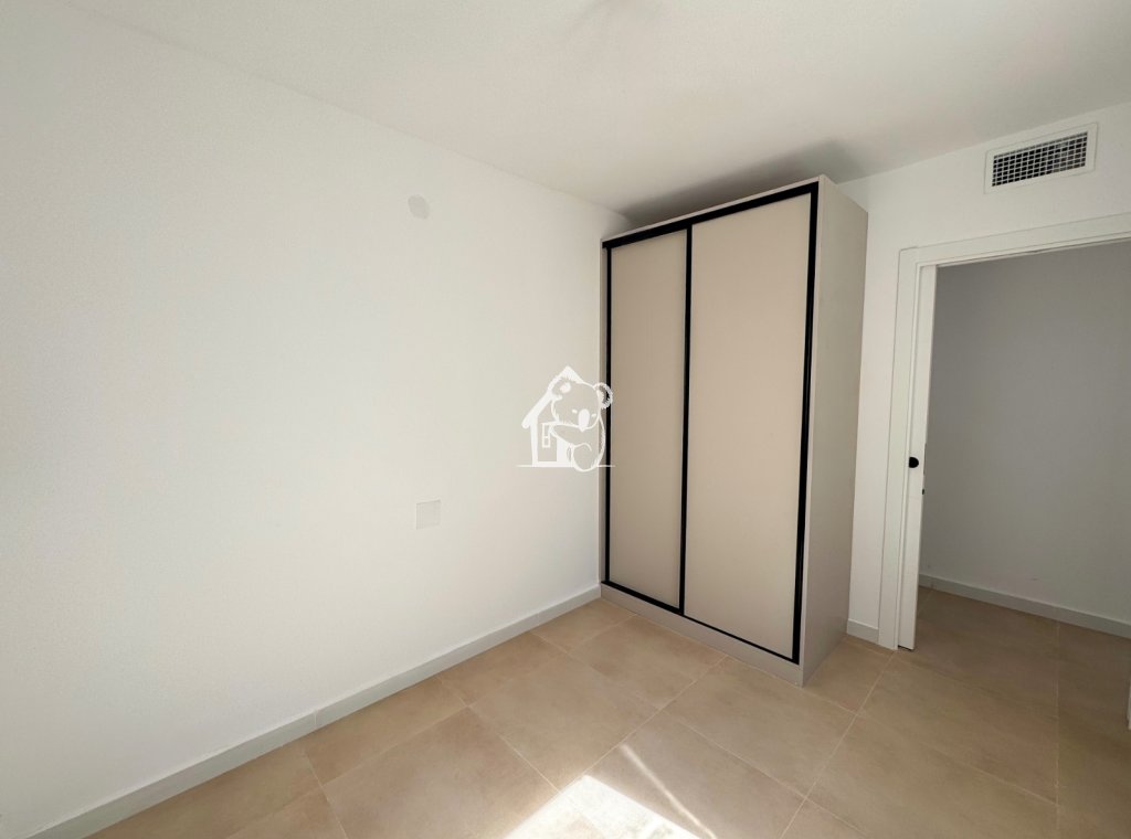 Арендовать - Пентхаус - Torrevieja - Playa de los Locos