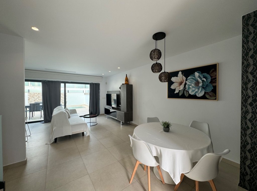 Арендовать - Villa - Benijofar