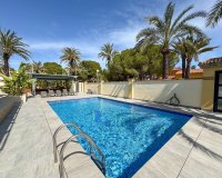 Арендовать - Villa - Cabo Roig