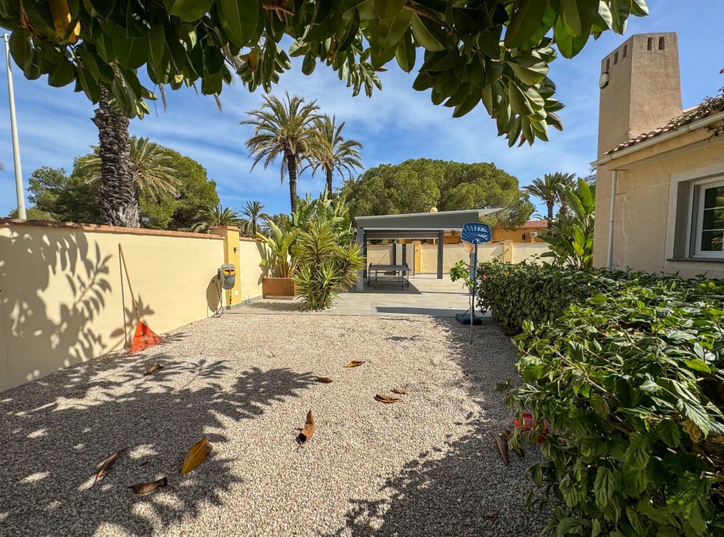 Арендовать - Villa - Cabo Roig