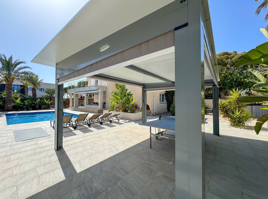 Арендовать - Villa - Cabo Roig