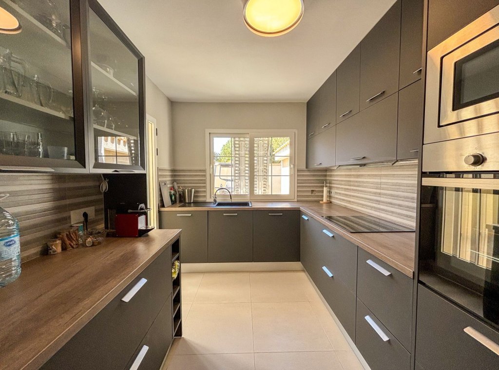 Арендовать - Villa - Cabo Roig