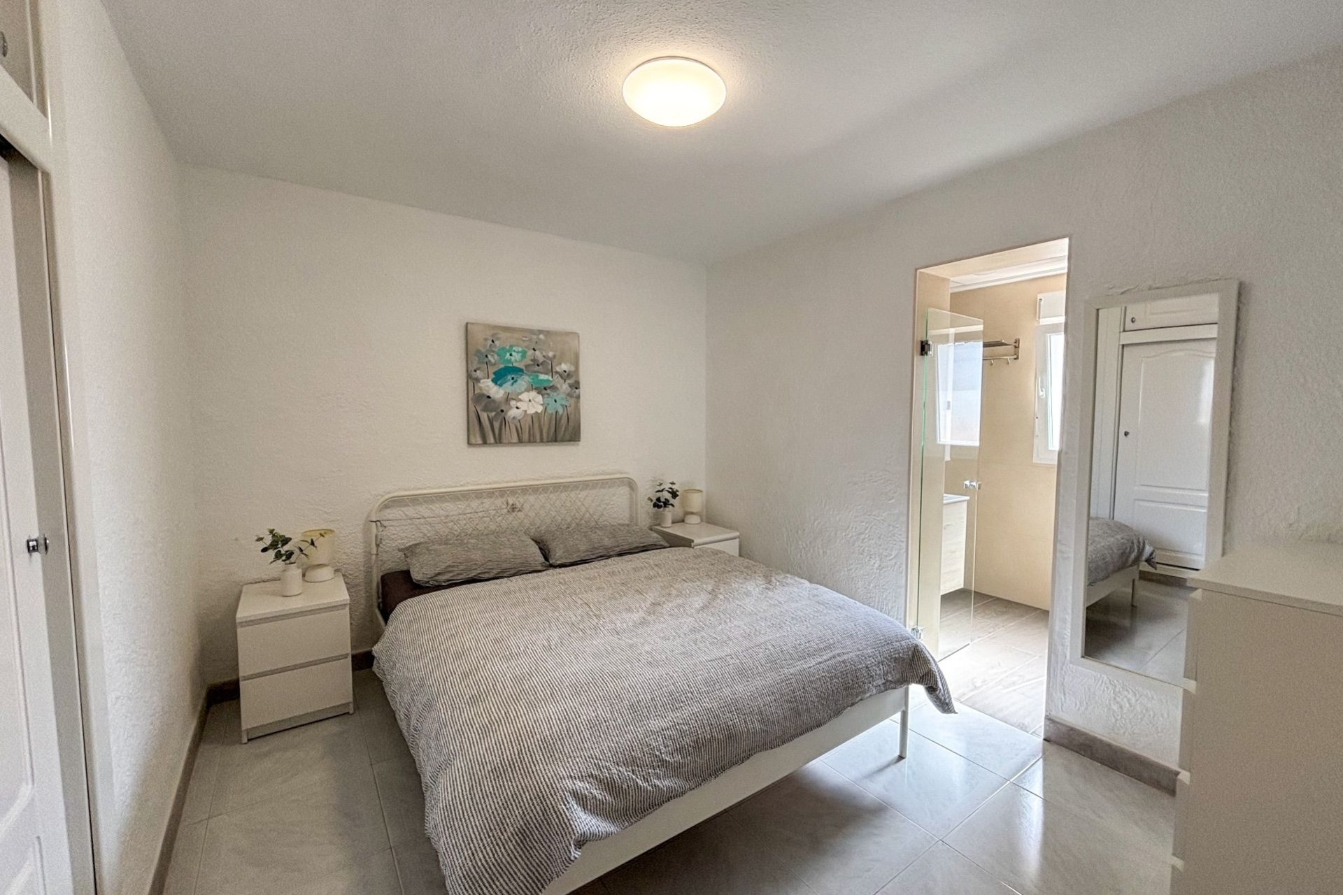 Арендовать - Villa - Cabo Roig