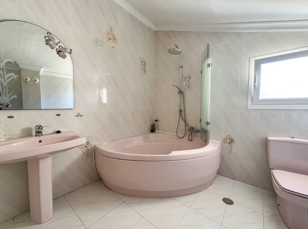 Арендовать - Villa - Cabo Roig