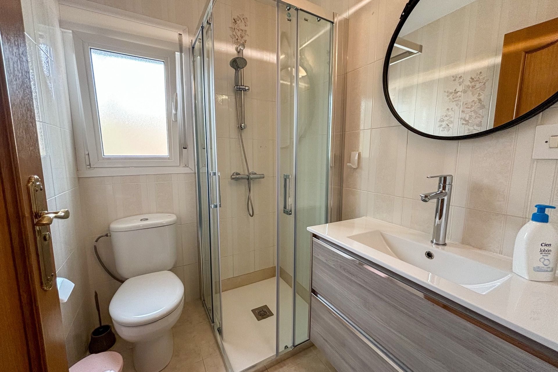 Арендовать - Villa - Cabo Roig