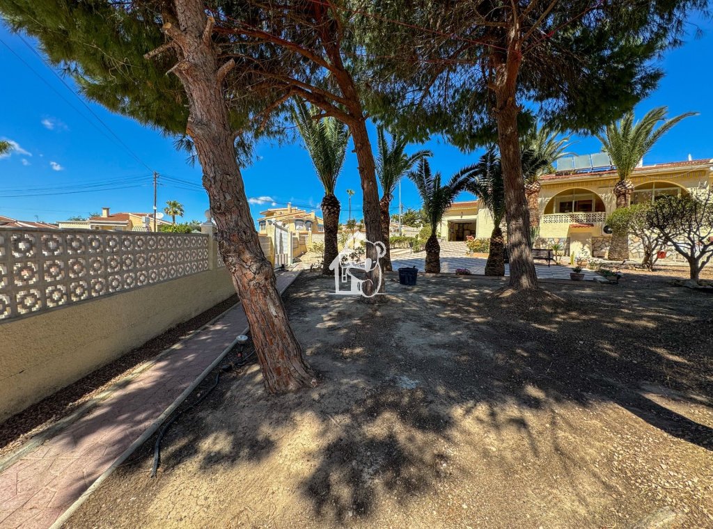 Арендовать - Villa - Ciudad Quesada