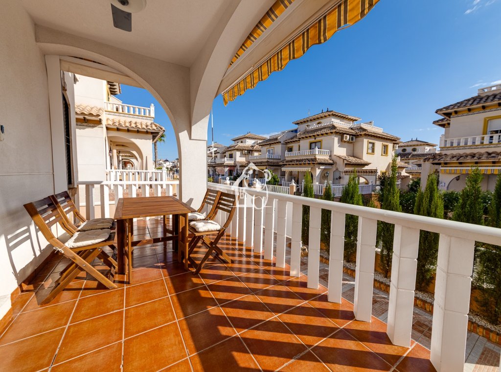 Арендовать - Villa - Orihuela Costa - Cabo roig - La Zenia