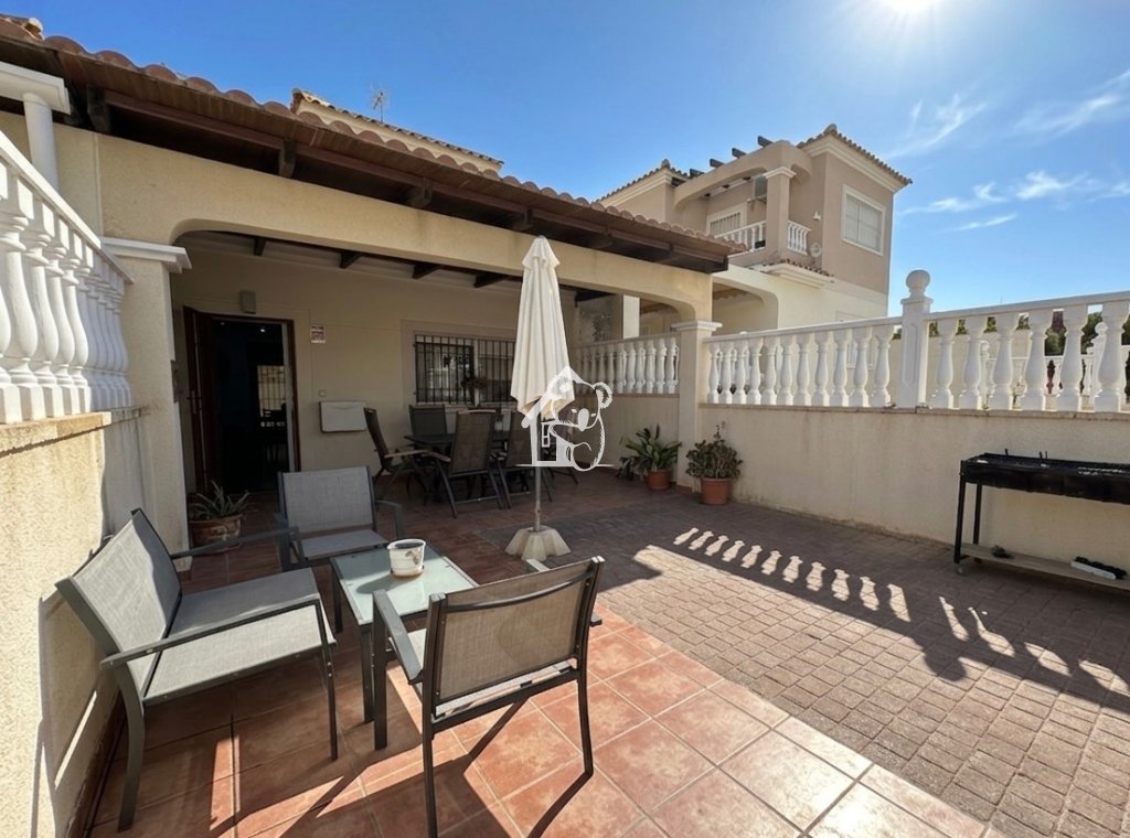 Арендовать - Villa - Orihuela Costa - Cabo roig - La Zenia