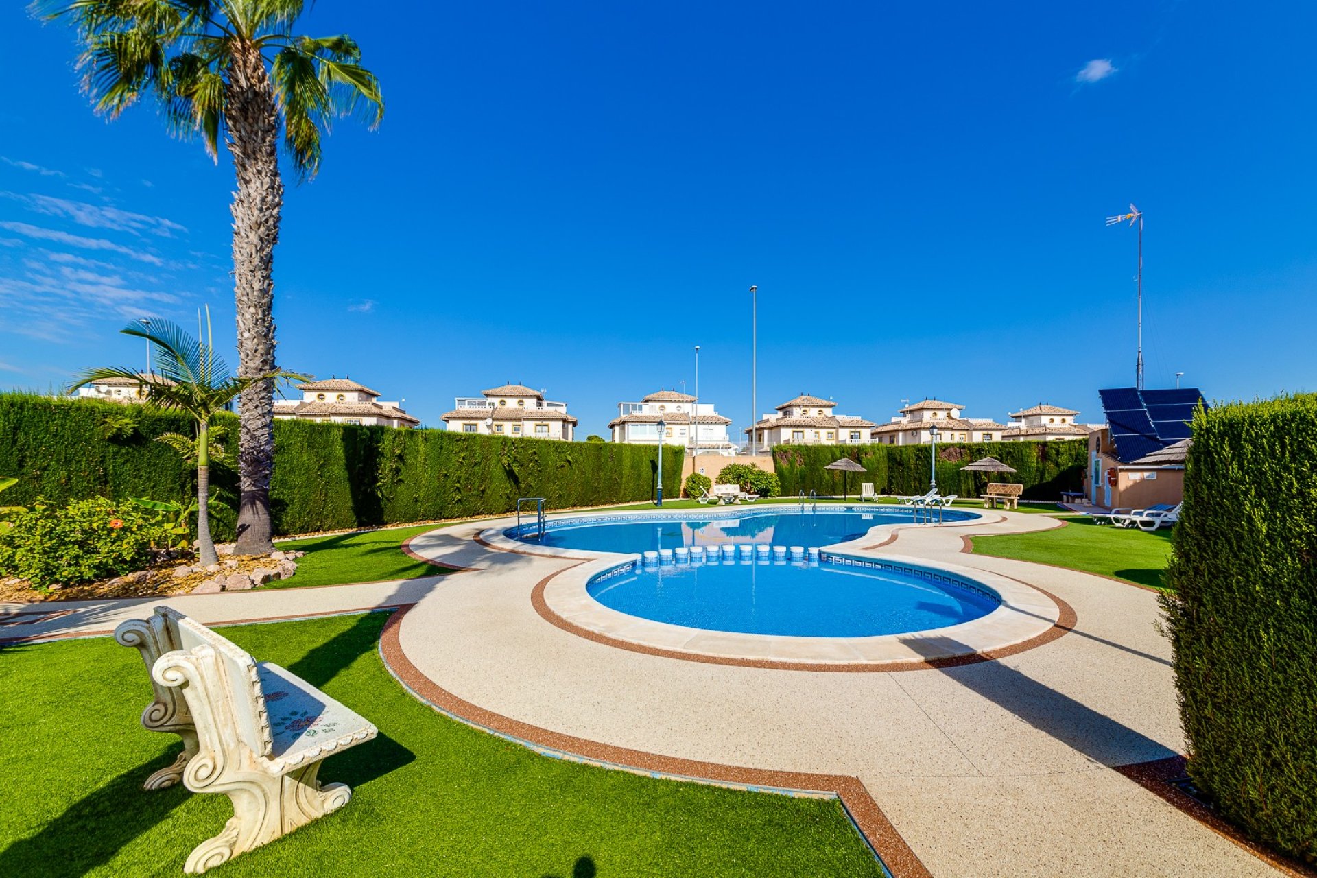 Арендовать - Villa - Orihuela Costa - Cabo roig - La Zenia