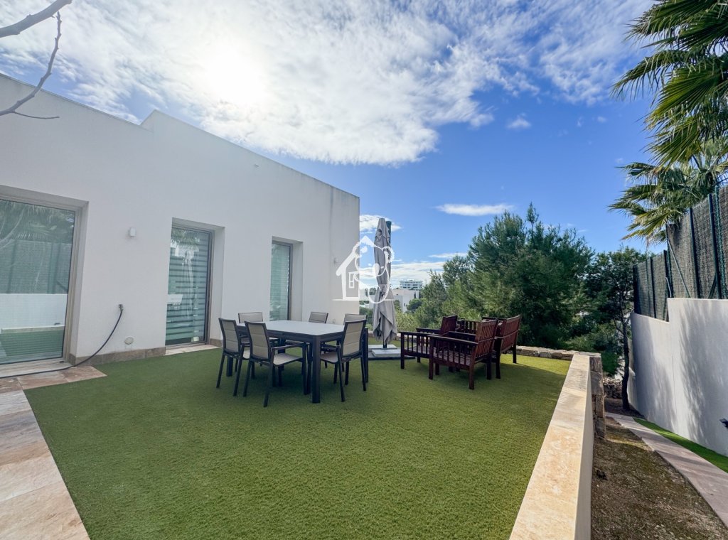 Арендовать - Villa - Orihuela Costa - Campos de Golf