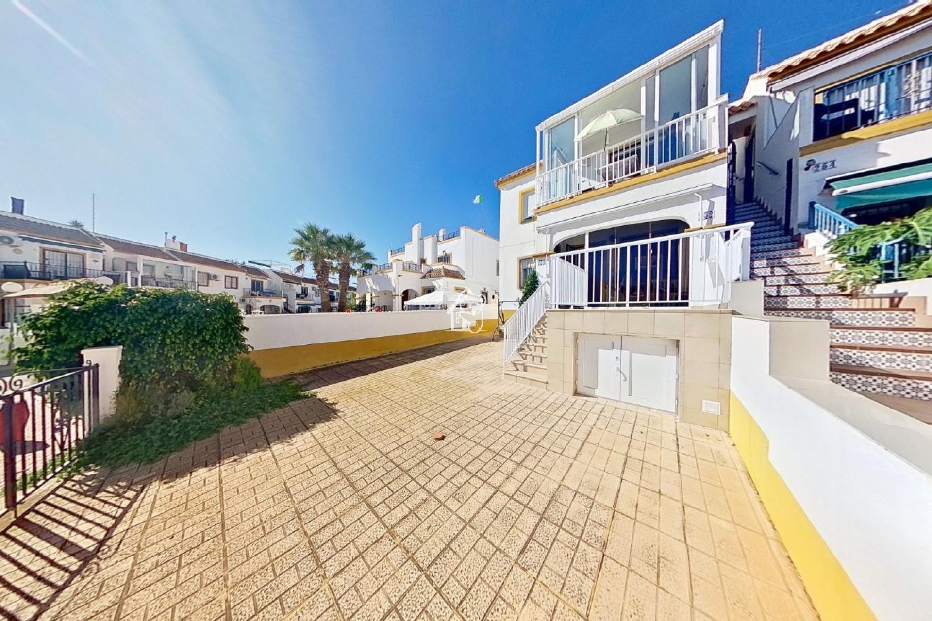 Арендовать - Villa - Orihuela Costa - La Florida