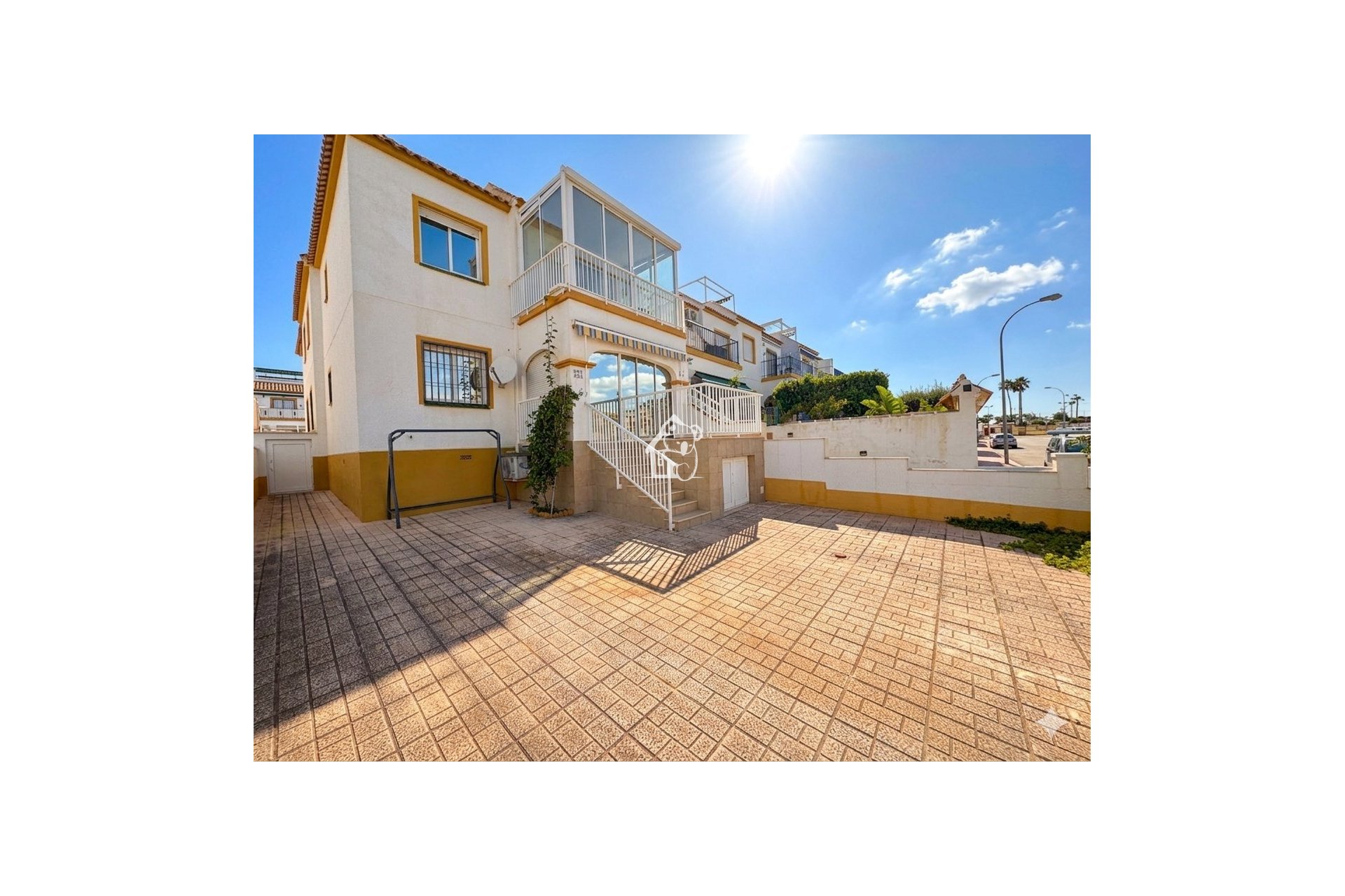 Арендовать - Villa - Orihuela Costa - La Florida