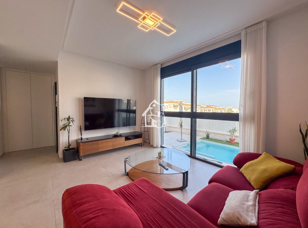 Арендовать - Villa - Orihuela Costa - La Florida
