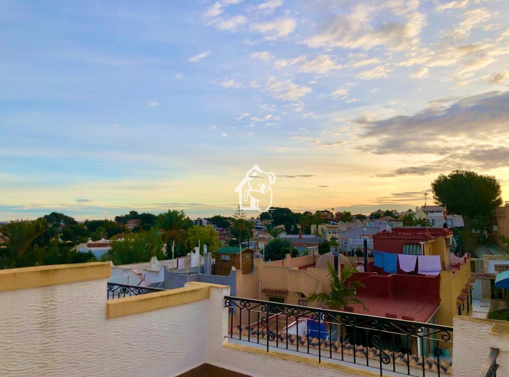 Арендовать - Villa - Orihuela Costa - Los Altos