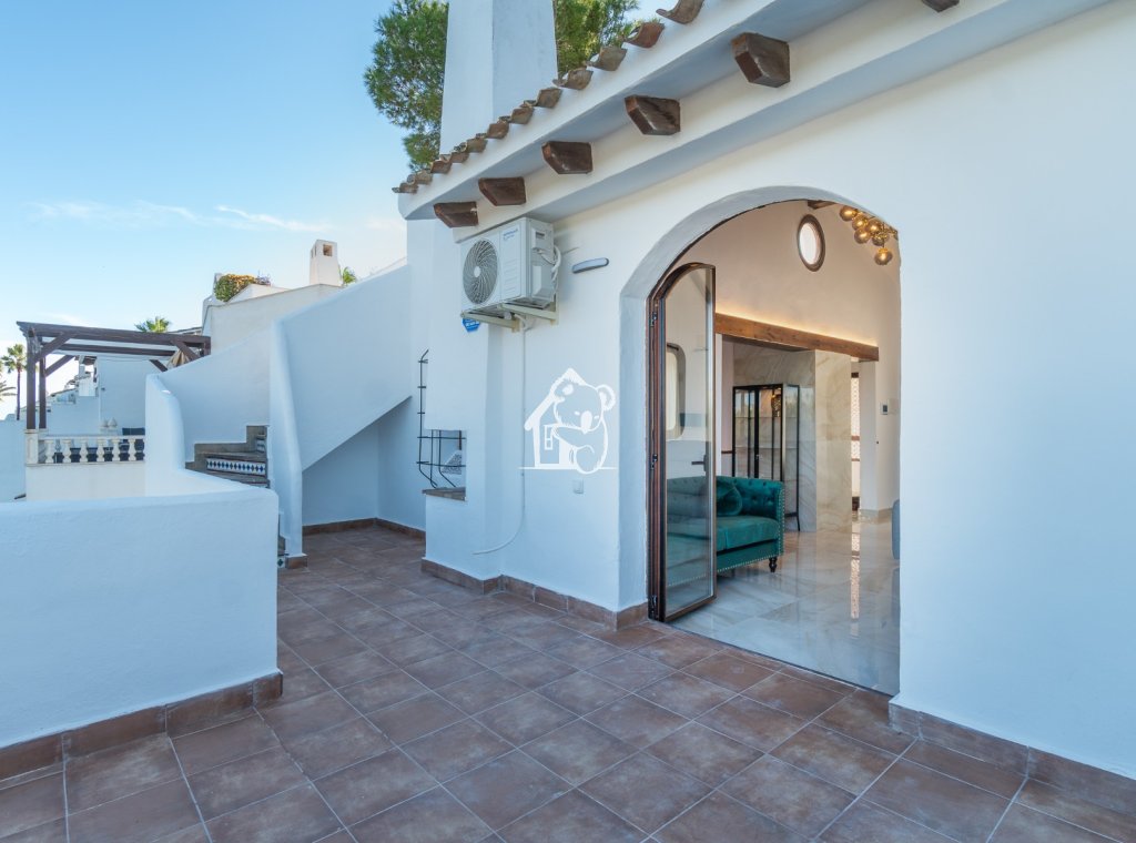 Арендовать - Villa - Orihuela Costa - Villamartín