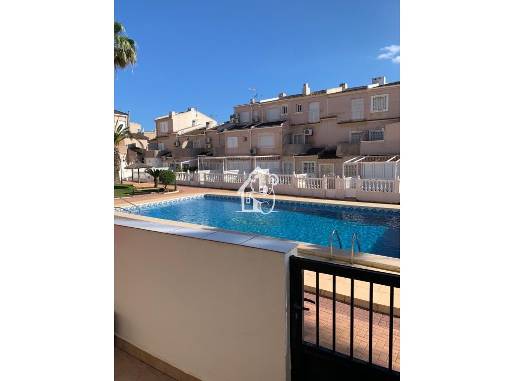 Арендовать - Villa - Orihuela Costa - Villamartín