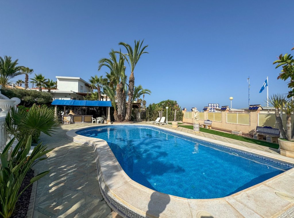 Арендовать - Villa - Orihuela Costa