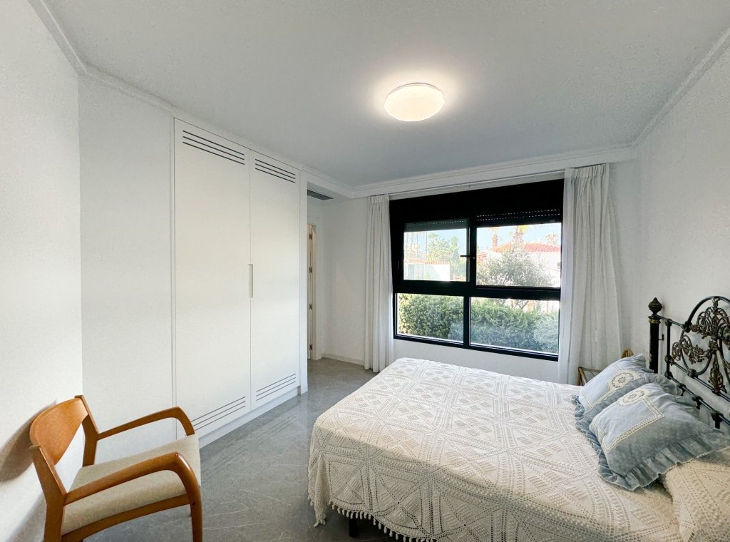 Арендовать - Villa - Orihuela Costa