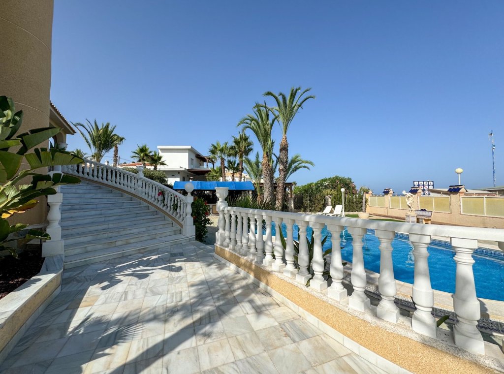 Арендовать - Villa - Orihuela Costa