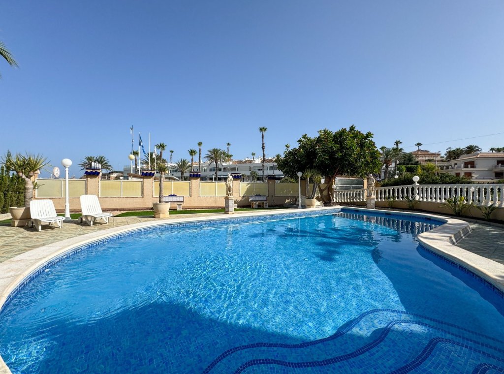 Арендовать - Villa - Orihuela Costa