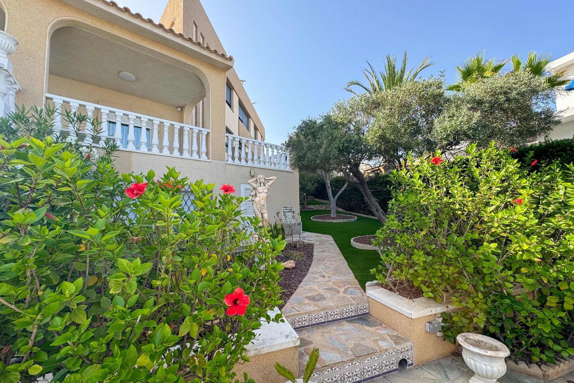 Арендовать - Villa - Orihuela Costa