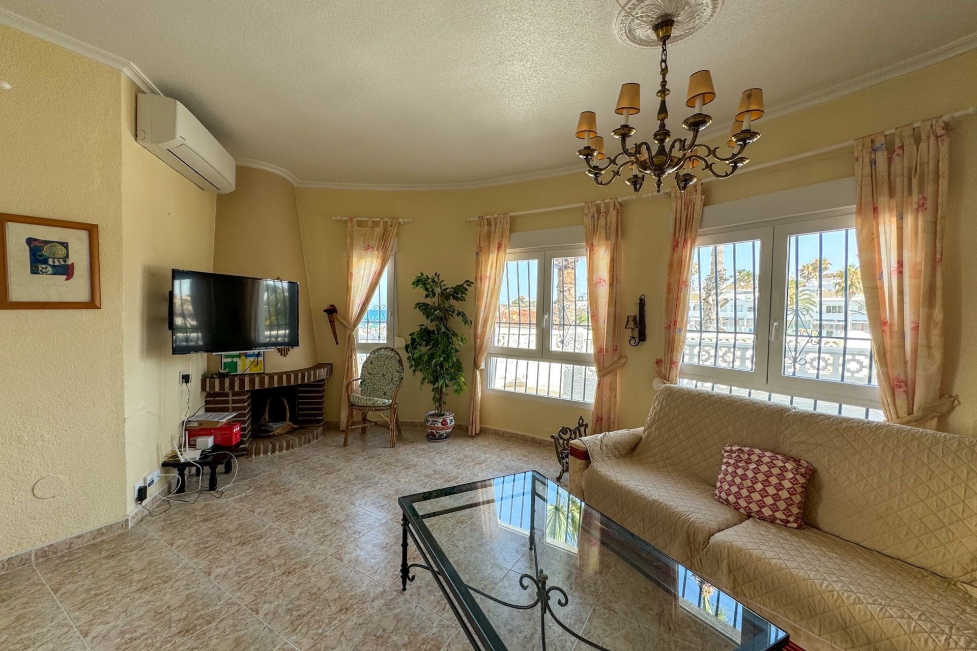 Арендовать - Villa - Orihuela Costa
