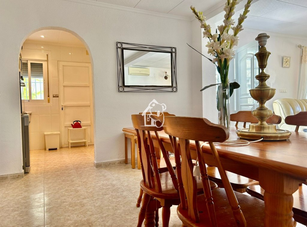 Арендовать - Villa - Torrevieja - La Siesta - El Salado -  Torreta