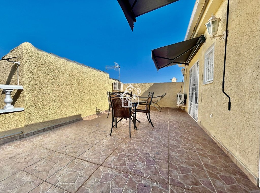 Арендовать - Villa - Torrevieja - La Siesta - El Salado -  Torreta