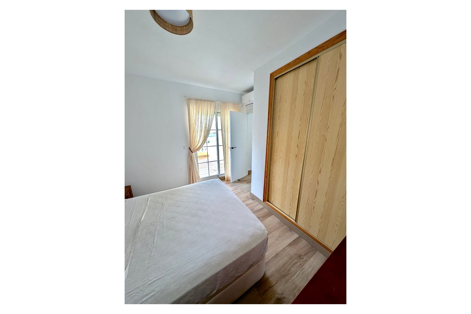 Арендовать - Villa - Torrevieja - La Siesta - El Salado -  Torreta