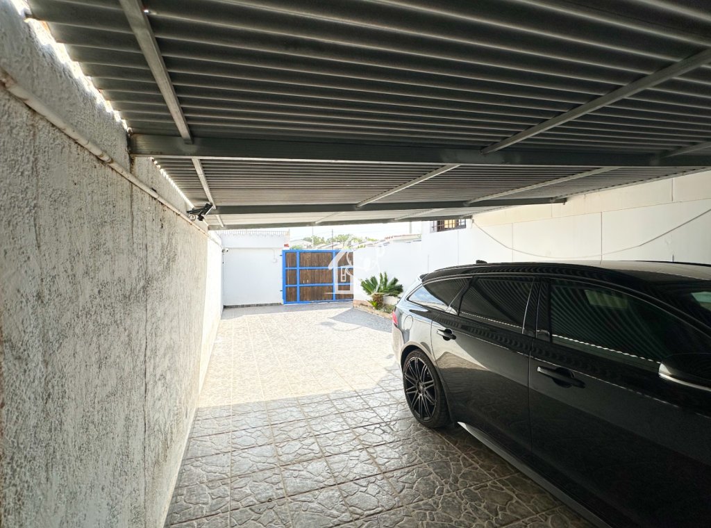 Арендовать - Villa - Torrevieja - La Siesta - El Salado -  Torreta