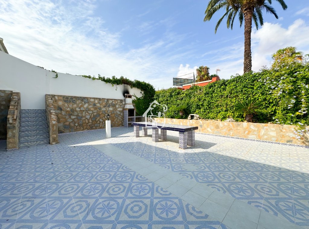 Арендовать - Villa - Torrevieja - La Siesta - El Salado -  Torreta