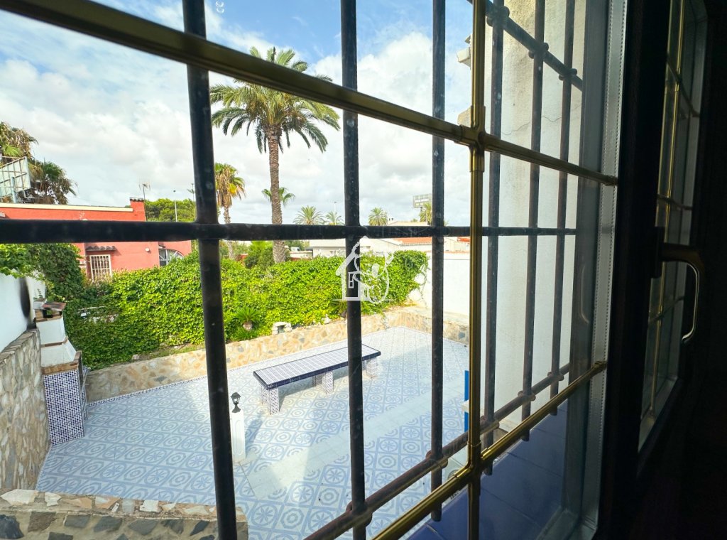 Арендовать - Villa - Torrevieja - La Siesta - El Salado -  Torreta